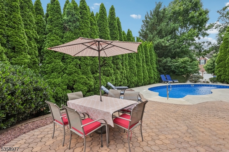 Franklin Twp., New Jersey 08540, United States, 4 Bedrooms Bedrooms, ,4 BathroomsBathrooms,Residential,Active,161870