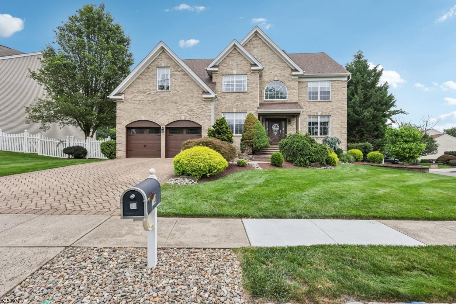 Franklin Twp., New Jersey 08540, United States, 4 Bedrooms Bedrooms, ,4 BathroomsBathrooms,Residential,Active,161870