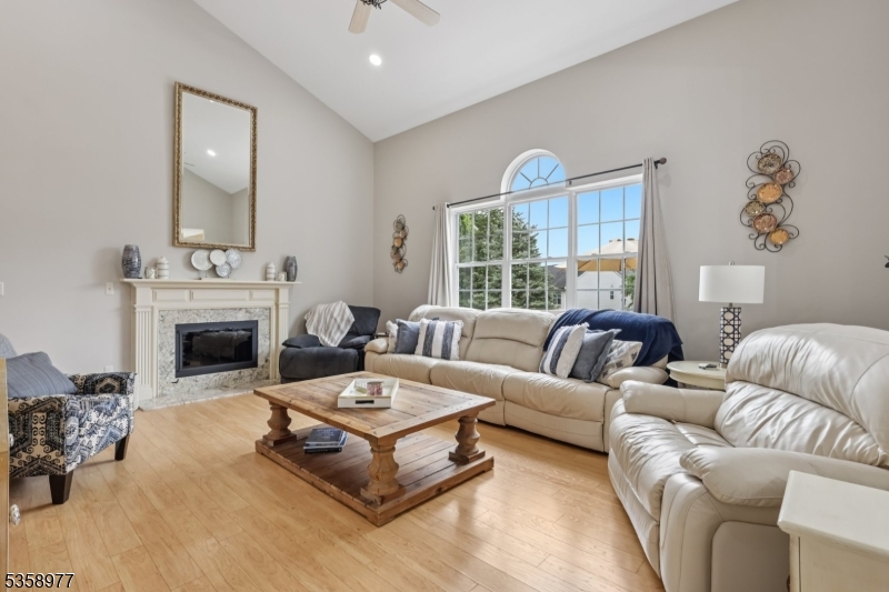 Franklin Twp., New Jersey 08540, United States, 4 Bedrooms Bedrooms, ,4 BathroomsBathrooms,Residential,Active,161870