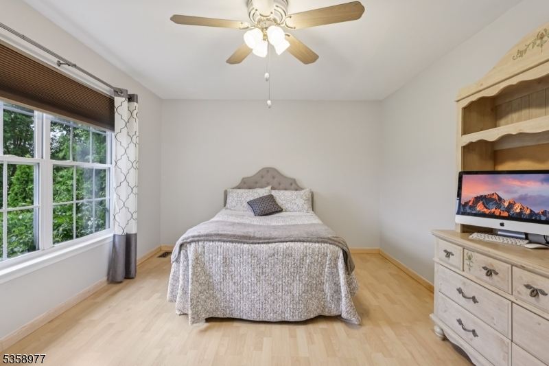 Franklin Twp., New Jersey 08540, United States, 4 Bedrooms Bedrooms, ,4 BathroomsBathrooms,Residential,Active,161870