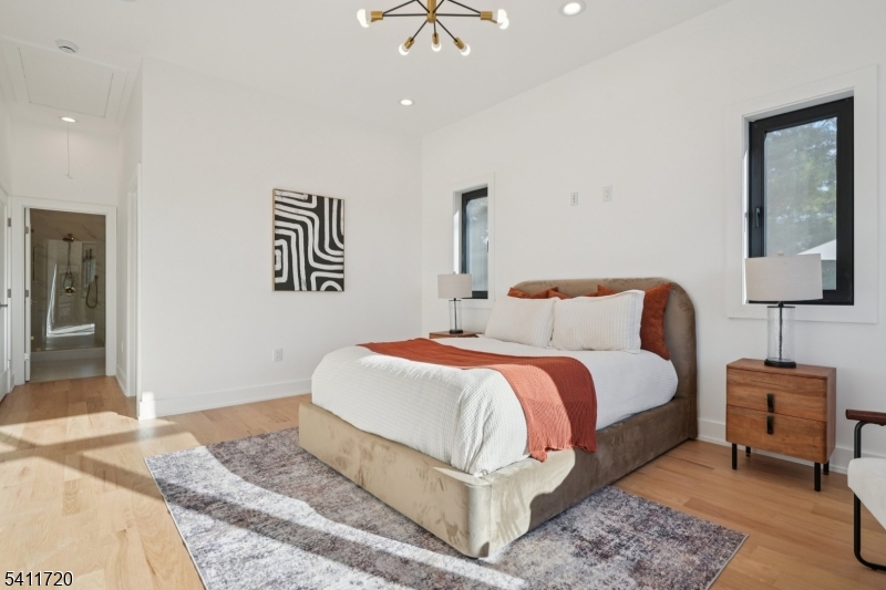 CHESTNUT HILL - Residential