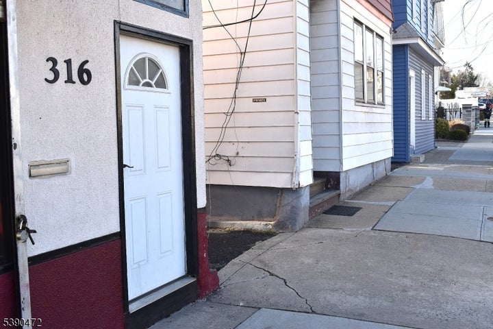 Photo 1 of 14 — 316 Hillside Ave, Hillside Twp., NJ 07205