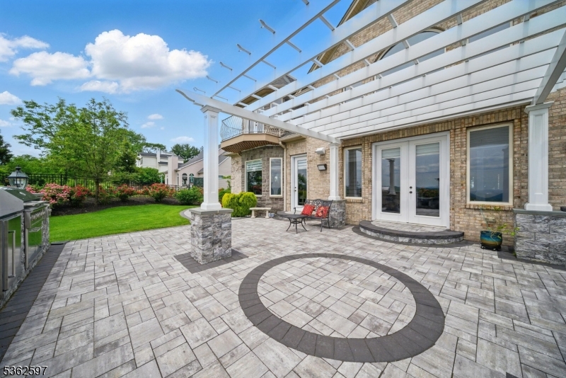 Rock Ridge Estates - Residential