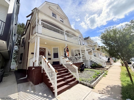 44 N 16TH ST, EAST ORANGE, NJ 07017 - Image b554def7d282948899b0b47b16d7dd49/3112908017
