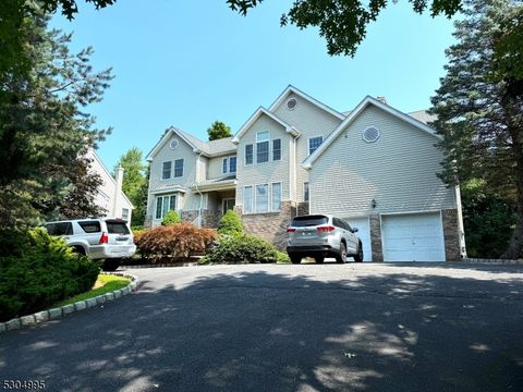 20 Hillside Dr, East Hanover Twp., NJ 07936 - MLS#: 3921409