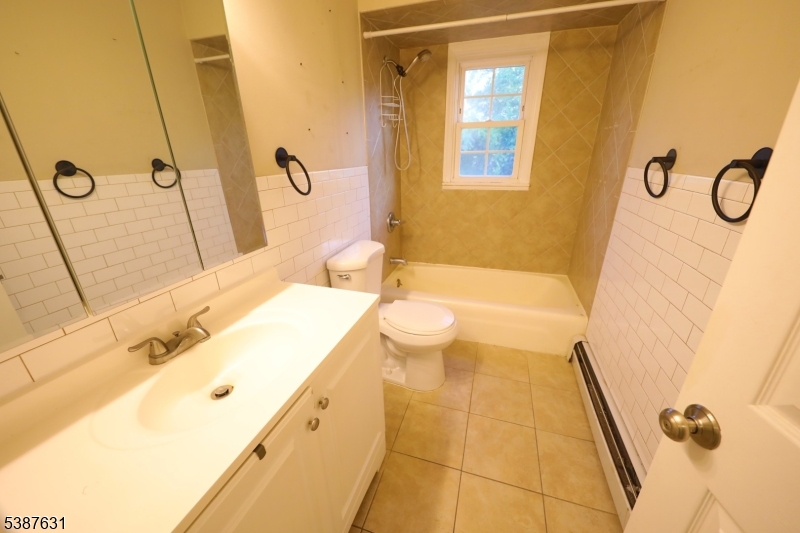 Vernon Valley Lake - Residential