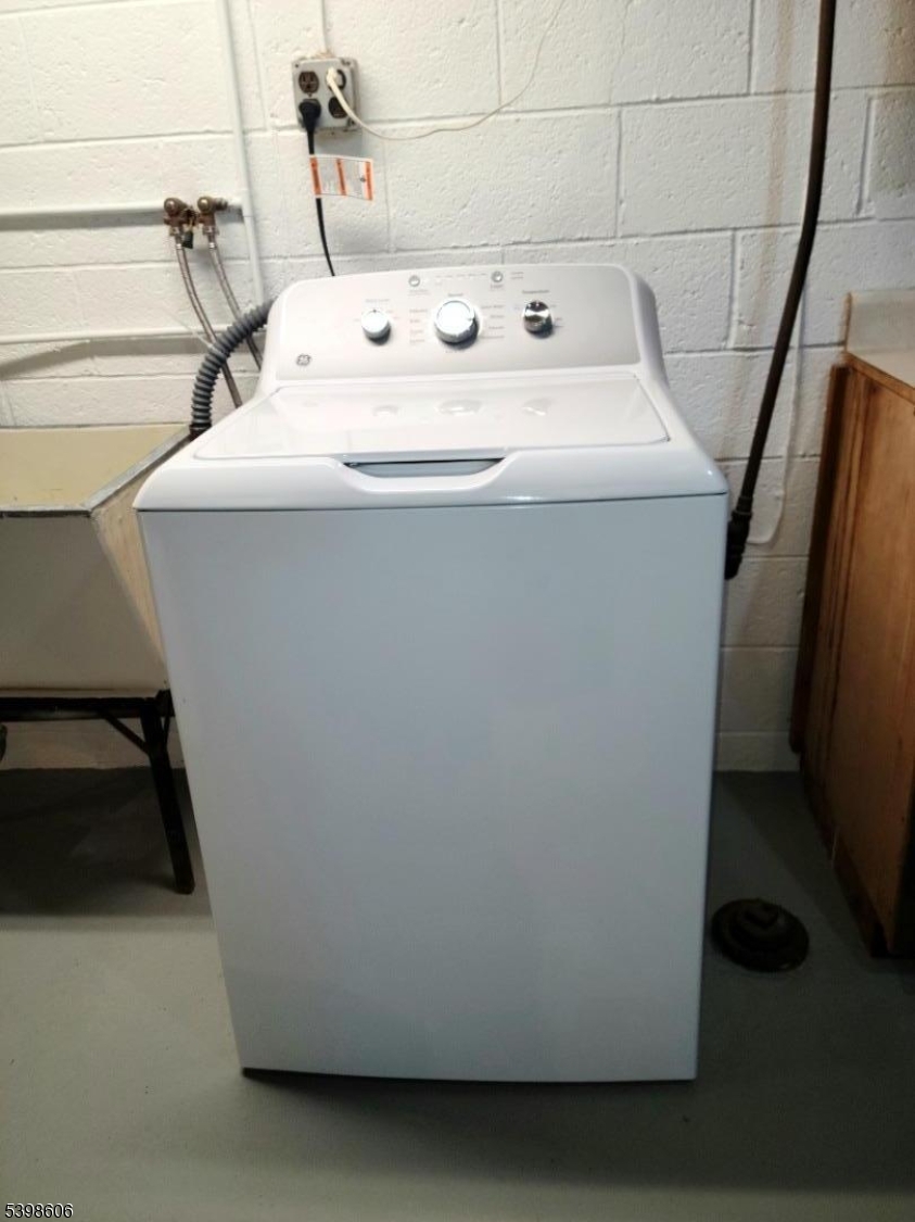 WESTON - not in flood zone - Residential