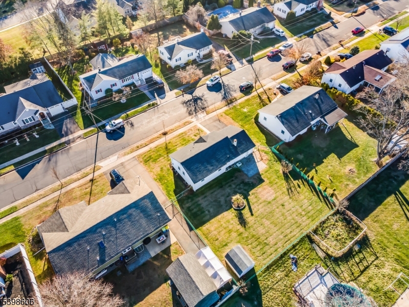 WESTON - not in flood zone - Residential