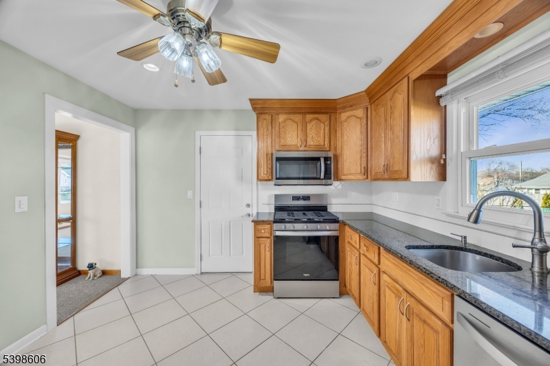 WESTON - not in flood zone - Residential