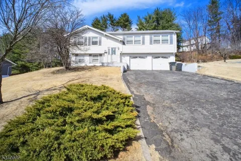 31 Myrtle Ave, Wayne Twp., NJ 07470 - MLS#: 3950153