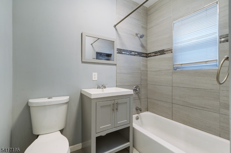 Lower Valisburg - Residential Income