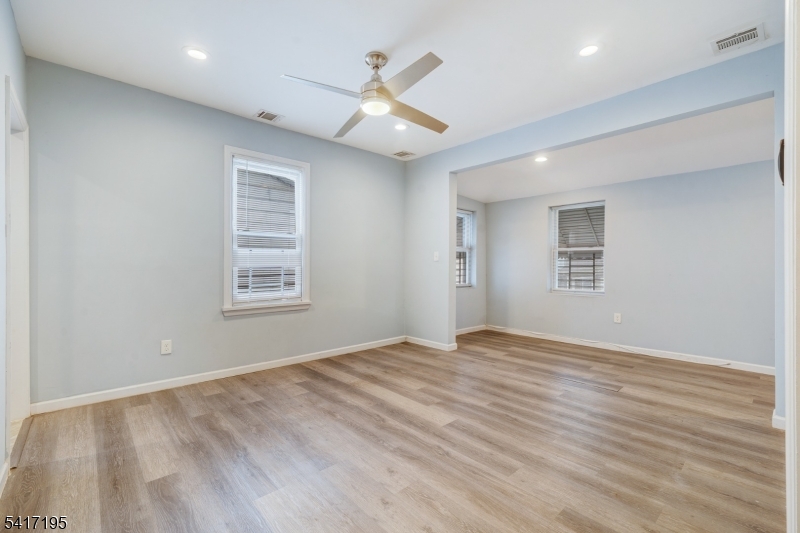 Lower Valisburg - Residential Income