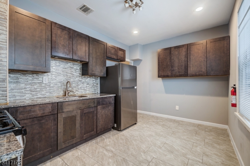 Lower Valisburg - Residential Income