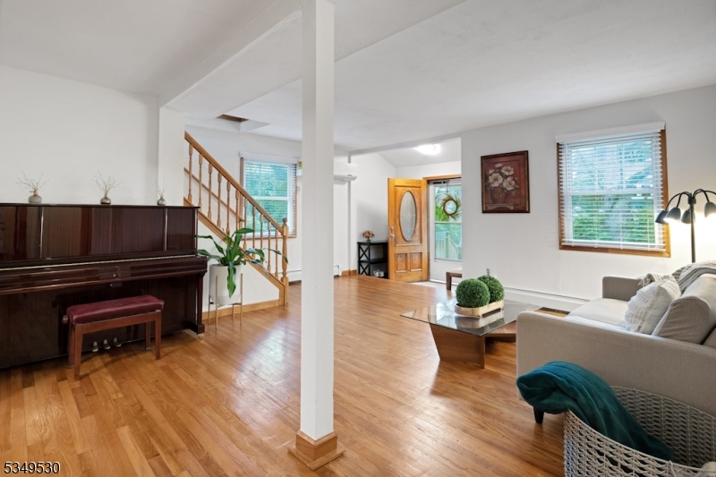 17 Vale Dr