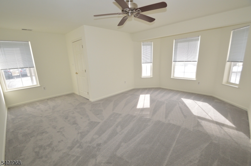 Kings View on the Pond - Residential Lease