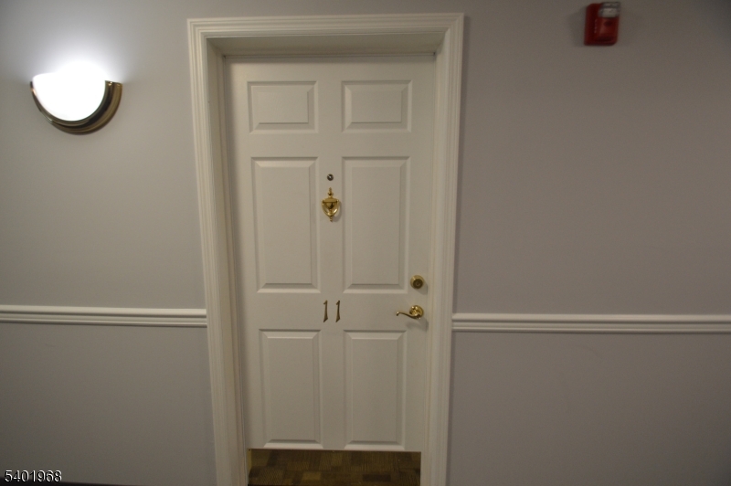 Kings View on the Pond - Residential Lease