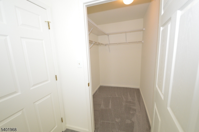 Kings View on the Pond - Residential Lease