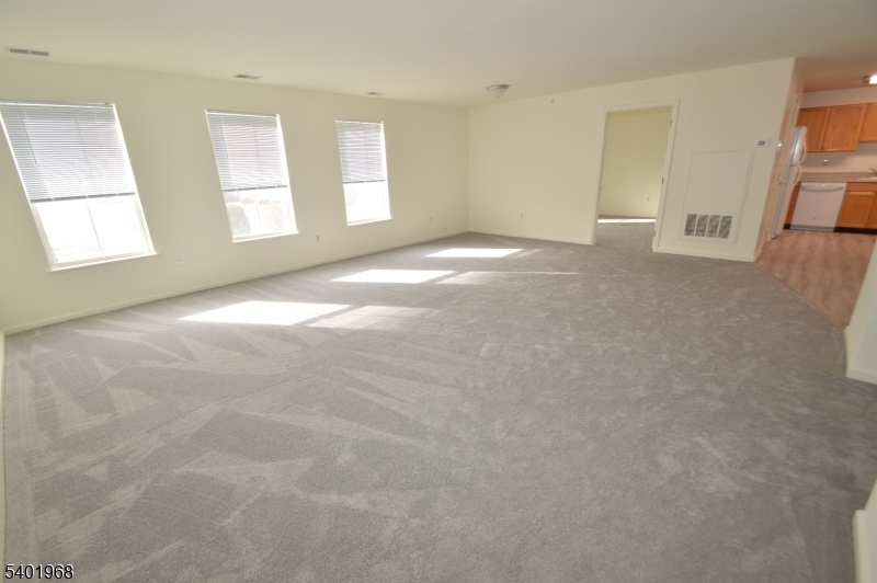 Kings View on the Pond - Residential Lease