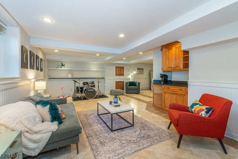 Upper Montclair - Residential