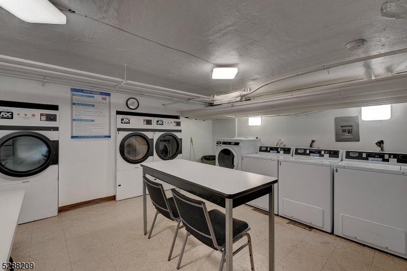 ARDLEIGH MEWS - Residential Lease