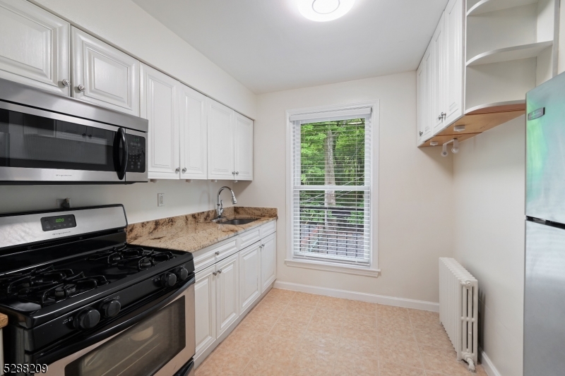 ARDLEIGH MEWS - Residential Lease