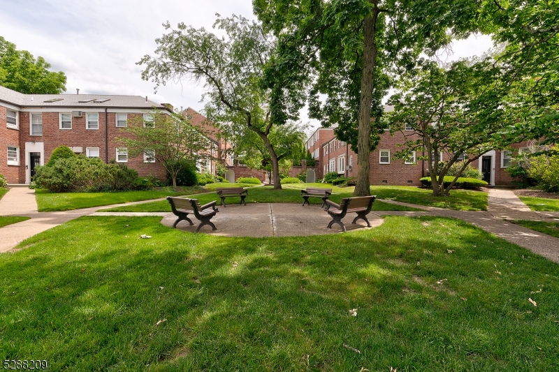 ARDLEIGH MEWS - Residential Lease