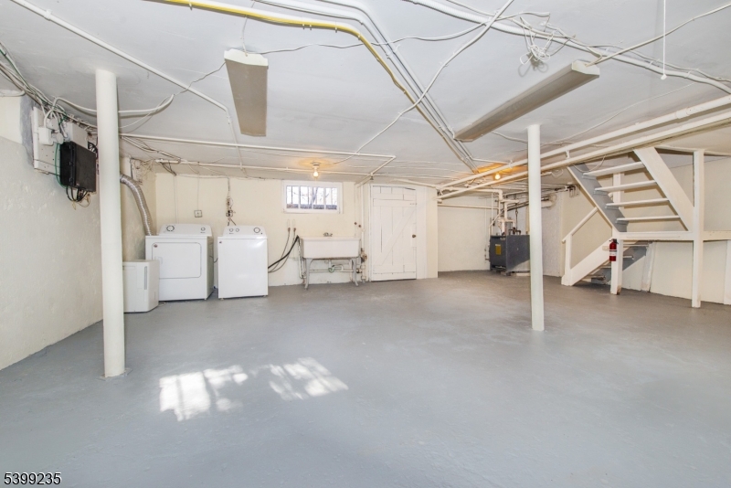 Downtown - Residential Income