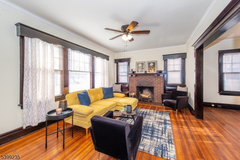 Downtown - Residential Income