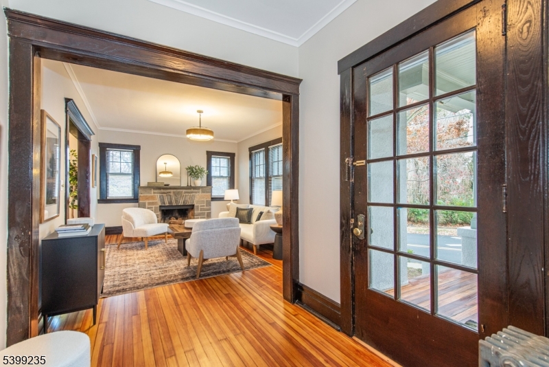 Downtown - Residential Income