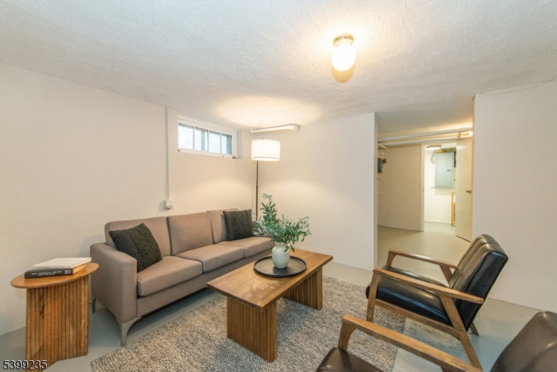 Downtown - Residential Income