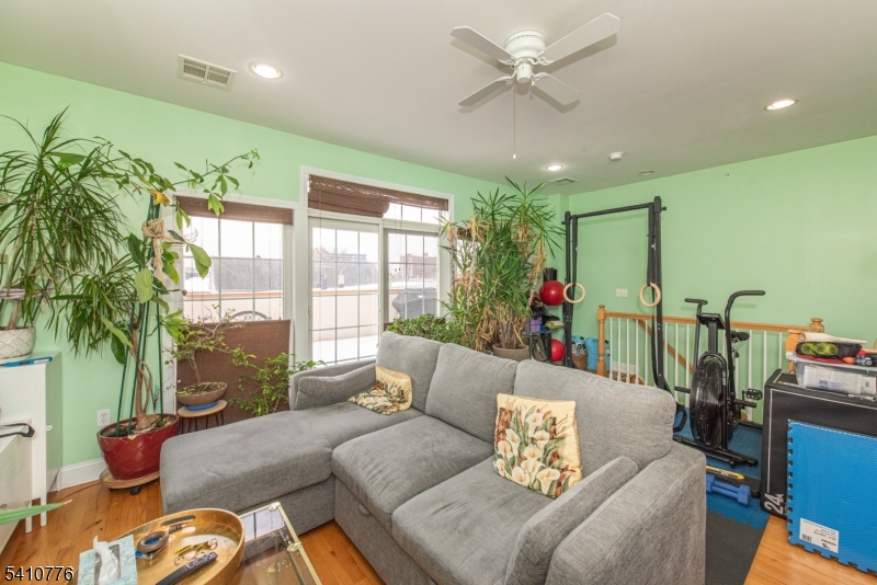 Bayonne - Residential