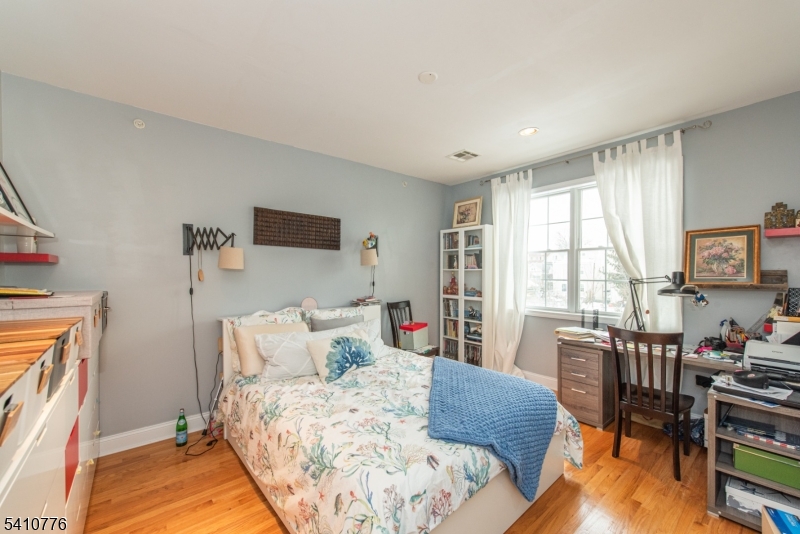 Bayonne - Residential