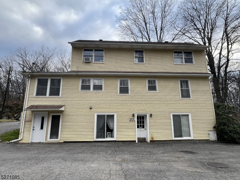 Hardyston Twp., New Jersey 07419, United States, ,Commercial,Pending,62705