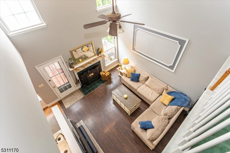 Greenwich Chase - Residential