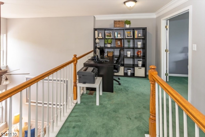 Greenwich Chase - Residential