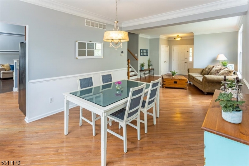 Greenwich Chase - Residential