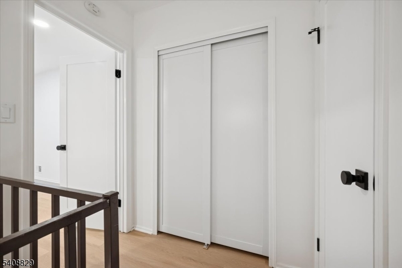 Roosevelt Commons - Bldg E - Residential Lease