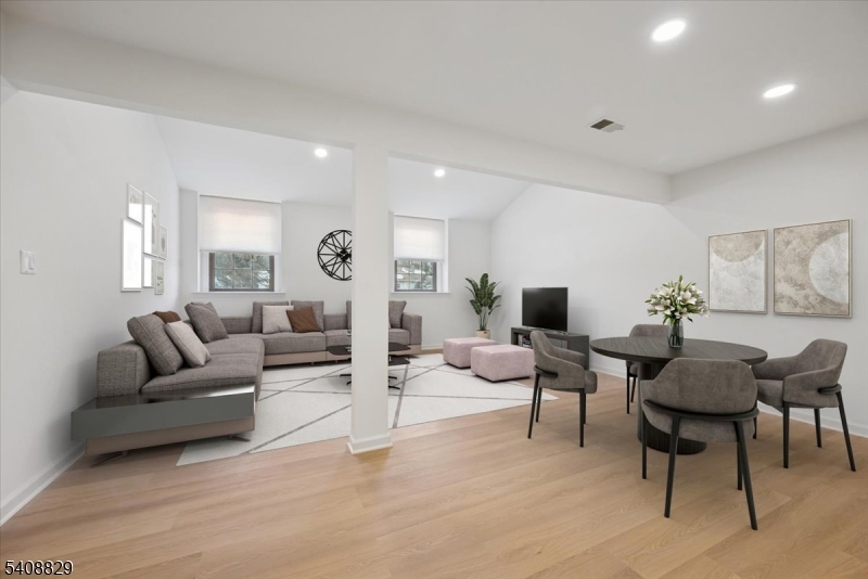 Roosevelt Commons - Bldg E - Residential Lease