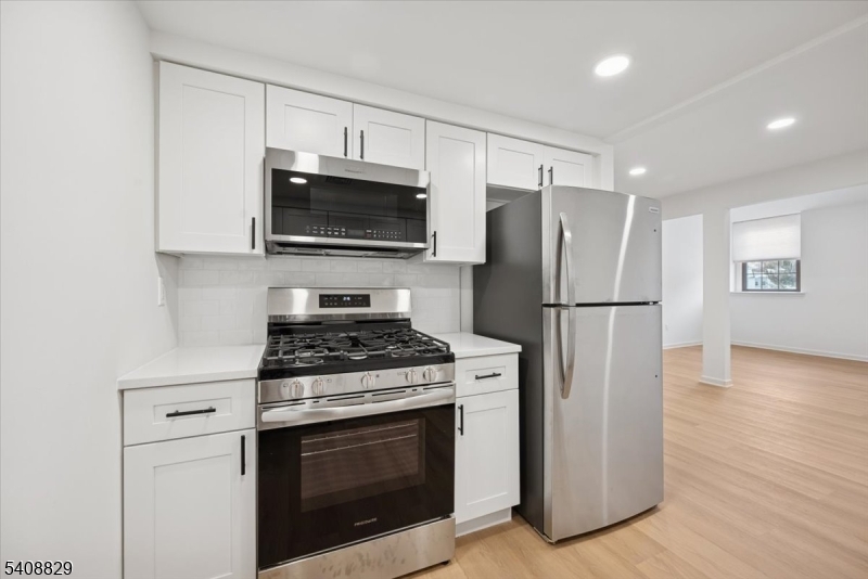 Roosevelt Commons - Bldg E - Residential Lease