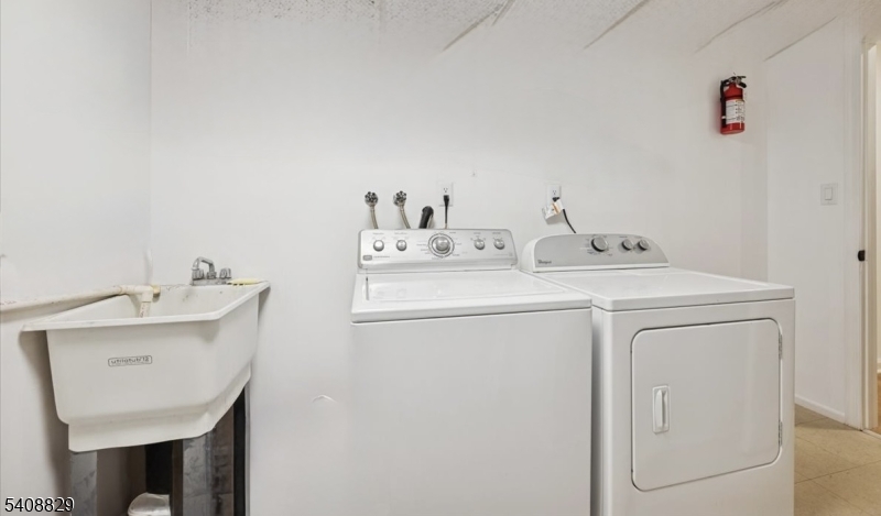 Roosevelt Commons - Bldg E - Residential Lease