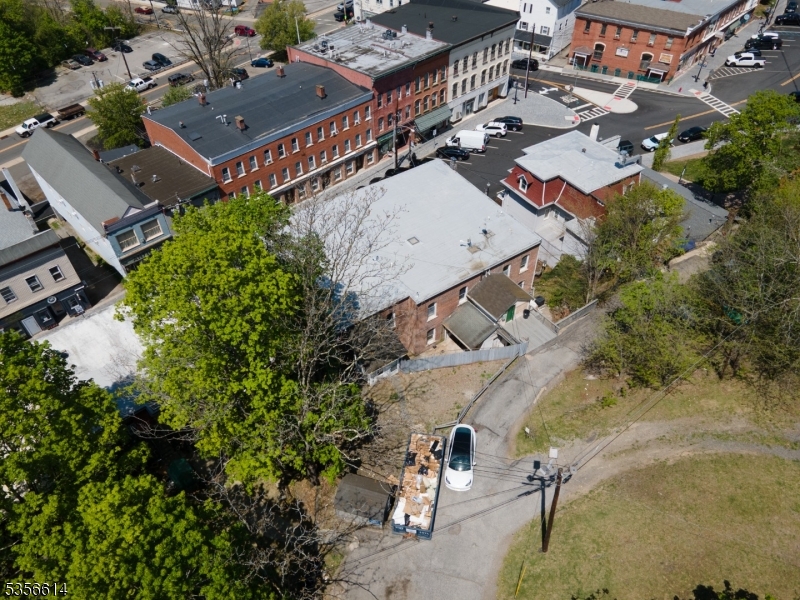 Main St. - Residential Lease