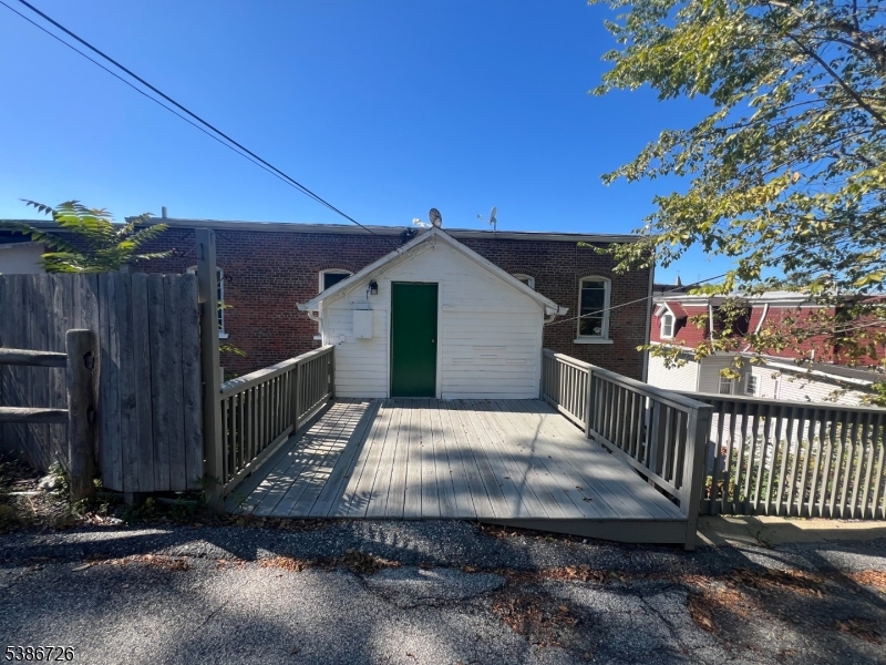 Main St. - Residential Lease