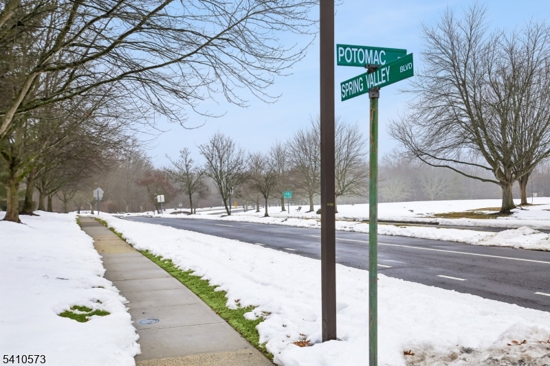 Spring Ridge - Residential