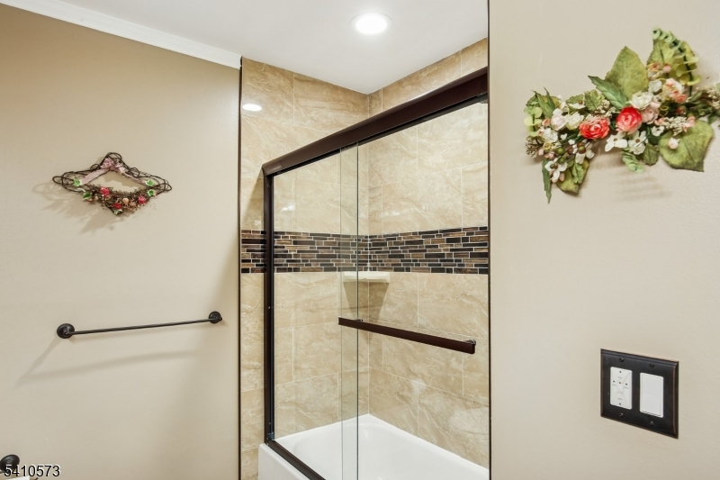 Spring Ridge - Residential