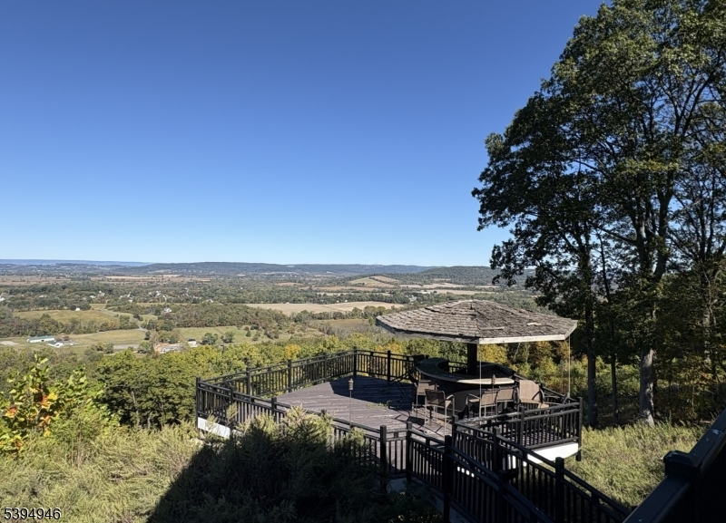 Bethlehem Twp., New Jersey 08804, United States, 4 Bedrooms Bedrooms, ,6 BathroomsBathrooms,Residential,Active,242206