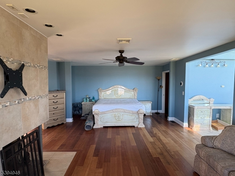 Bethlehem Twp., New Jersey 08804, United States, 4 Bedrooms Bedrooms, ,6 BathroomsBathrooms,Residential,Active,242206