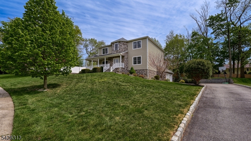 DeHART ESTATES - Residential