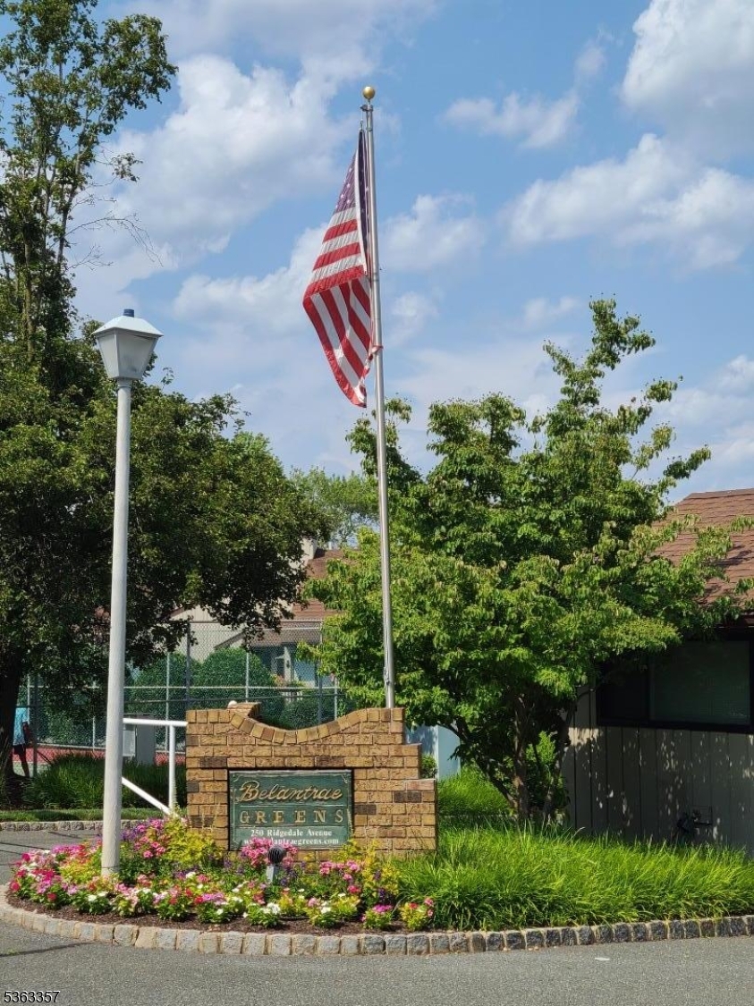 BELANTRAE GREENS - Residential Lease