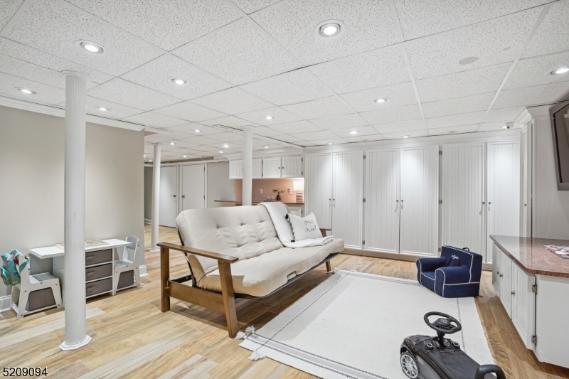 Wyoming section - Residential