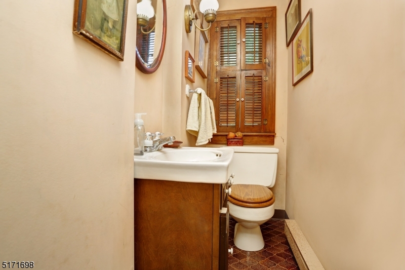 Mount Tabor - Residential